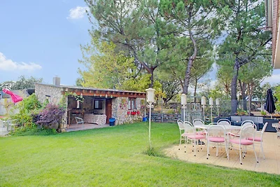 Cottage per 2 persone con giardino in comune