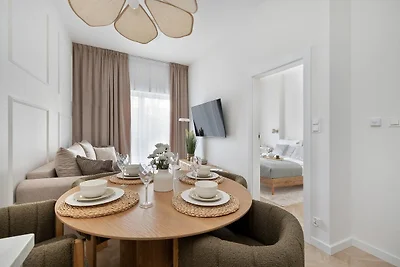 Komfortables Apartment, Innenpool, Strandnähe