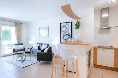 Apartment in Palm Beach mit Zugang zum Pool