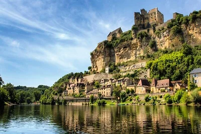 Ferienhaus in Alvignac mit Spa und Pool