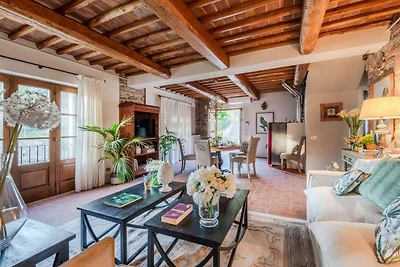 Villa in Lucca met wijngaard en uitzicht