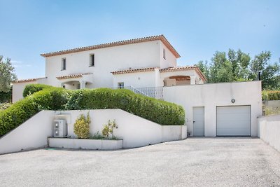 Accogliente villa con piscina privata