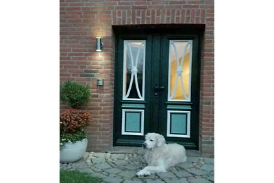 De begane grond van het Neiwoi-huis onder een...
