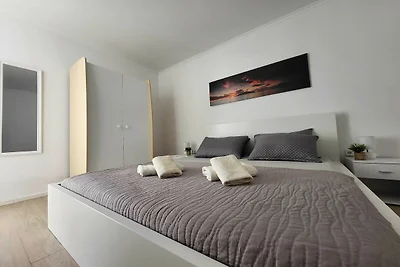 Apartments Sun & Sea - One Bedroom Apartment ...