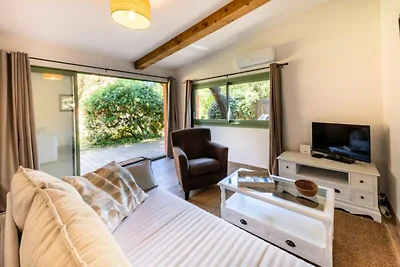 Cottage a Grasse con Piscina e Terrazza