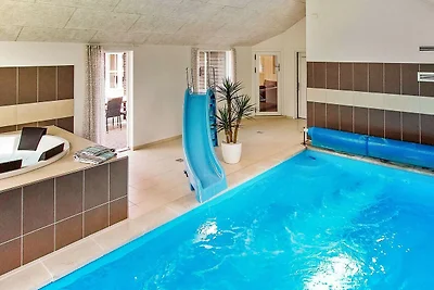 24 Personen Ferienhaus in Hasselberg