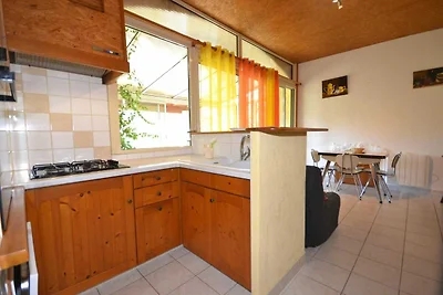 Tolle Wohnung in Lanas mit Garten