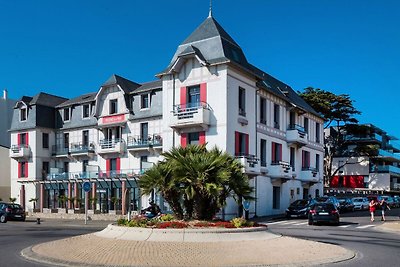 Appartement met magnetron bij strand