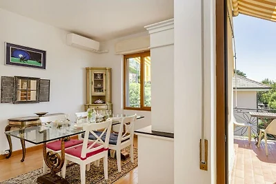 Comfy Giovo Home