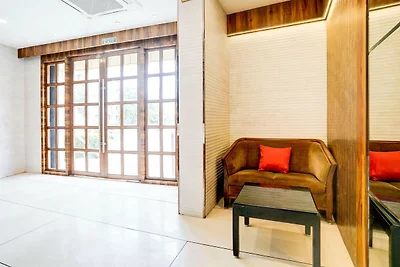 Super Townhouse Oak Vashi