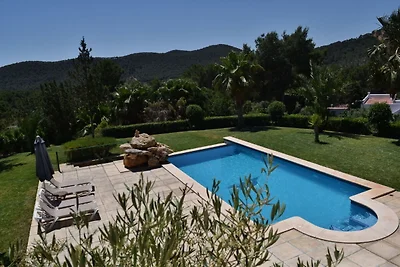 Gemütliche Villa mit privatem Pool