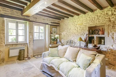 Burgundisches Bauernhaus in Talon mit Kamin