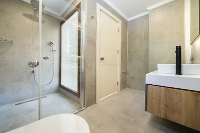Villa in Kalkan mit Schwimmbecken