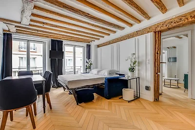2BDR/5P appartement au centre de Paris in dow...