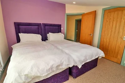 Hütte in Cotswolds mit Whirlpool & Garten