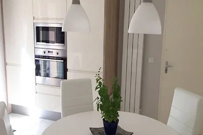 Schöne Villa mit privatem Pool und Terrasse