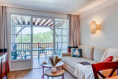 Premium Apartment for 6 near Lake