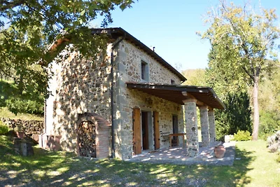 Schönes Cottage in Bagni di Lucca inmitten vo...