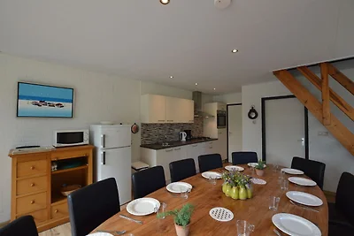 Ferienhaus mit großer Terrasse