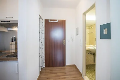 Apartment mit Balkon in Waldnהhe