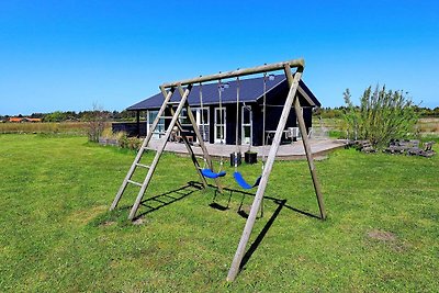Schönes Ferienhaus in Løkken mit Terrasse