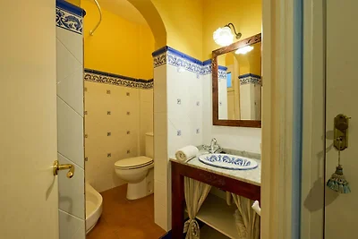 Zonnige oase op het dorpsplein