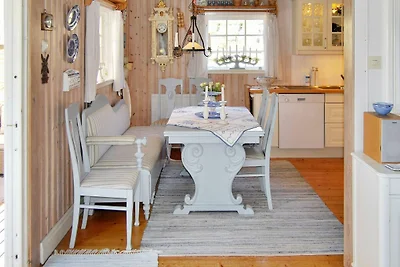 6 Personen Ferienhaus in HÖLLVIKEN