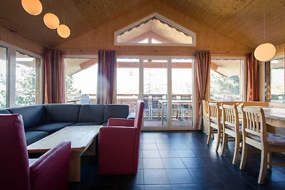 Ruim chalet met infraroodsauna