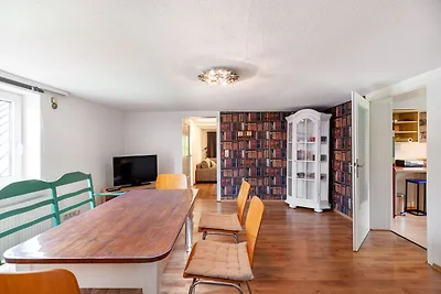 Ferienwohnung mit eigener Terrasse