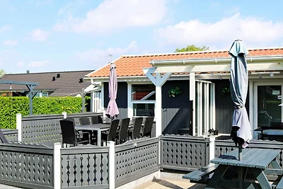12 Personen Ferienhaus in Hadsund-By Traum