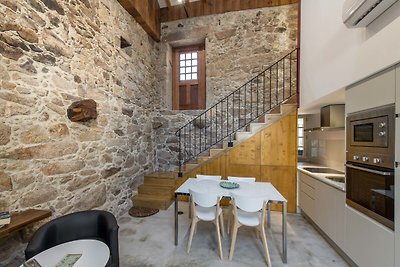 Charming Apartment in ArcozeloPortugal near...