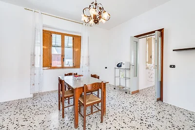 Confortevole casa vacanze con giardino