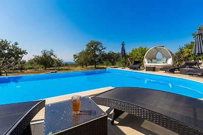 Villa mit Meerblick in Kaštelir