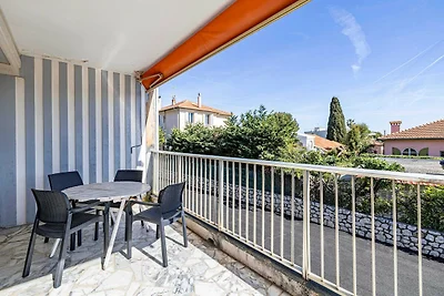 Helles Studio mit Parkplatz in Strand- und...