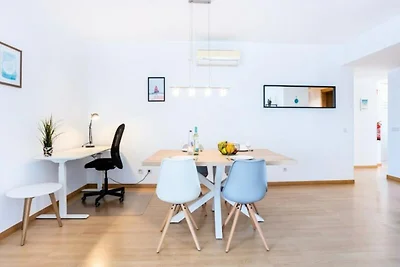 Wohnung in Lagos mit Seeblick-Balkon