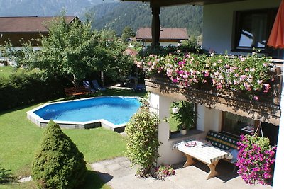 Atractivo apartamento con piscina en el Tirol...
