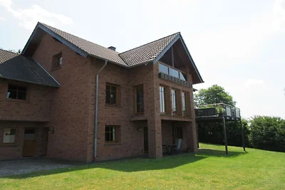Ferienwohnung in Daun mit Schwimmbecken