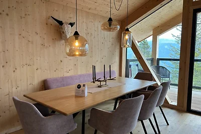 Beautiful chalet with balcony
