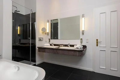 Junior Suite Manor House Sunday Resort Rügen