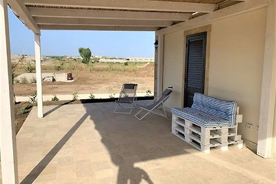 Homely Villa in Noto with Terrace