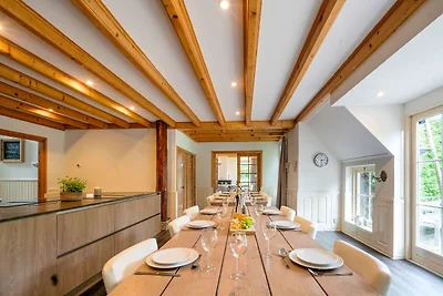 Boerderij in Noardburgum met sauna en hottub