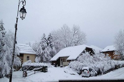 Gîte de la Marandine a Métabief con giardino