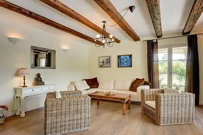 Villa con piscina e jacuzzi