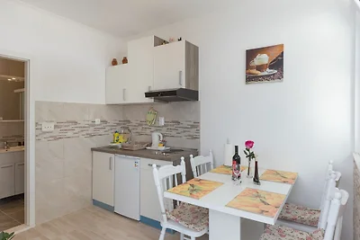 Apartments Olive - One Bedroom Apartment with...