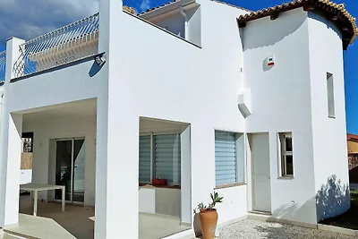 Grazioso app in villa con piscina, Fontane...