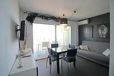 Monolocale a Empuriabrava con vista mare