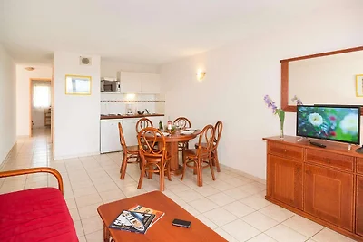 Apartamento junto al campo de golf con...