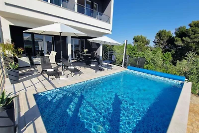 Gemütliche Villa in Pomer mit privatem Pool u...