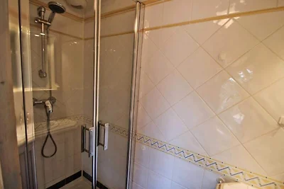 4 Zimmer für 6 Personen