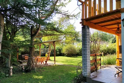 Ferienvilla am See, privater Garten